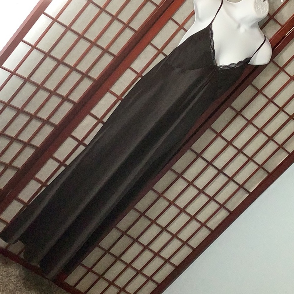 NWOT Black Satin L Long Sexy Slip Nightgown PJs Lingerie Elastic Back Leg Slit